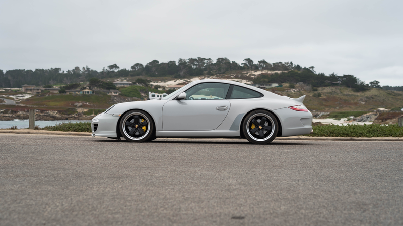 Illustration for article titled Everywhere You Go At Monterey Car Week Will Blow Your Mind